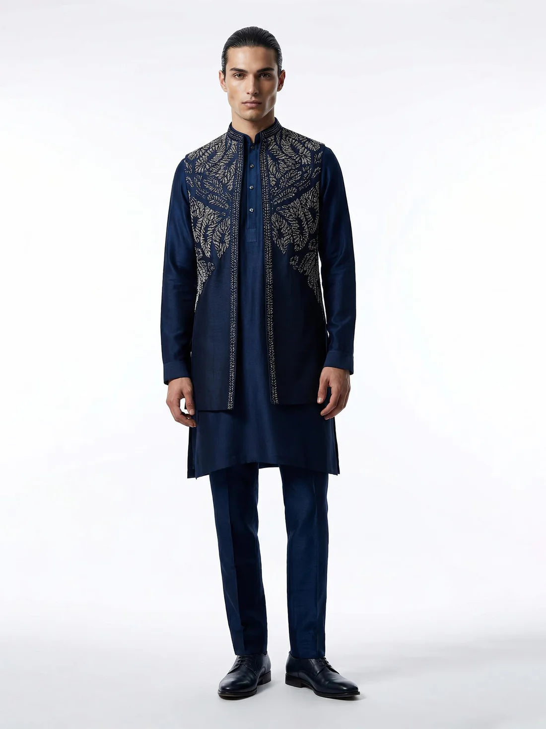 Noir Contrast Bundi Set