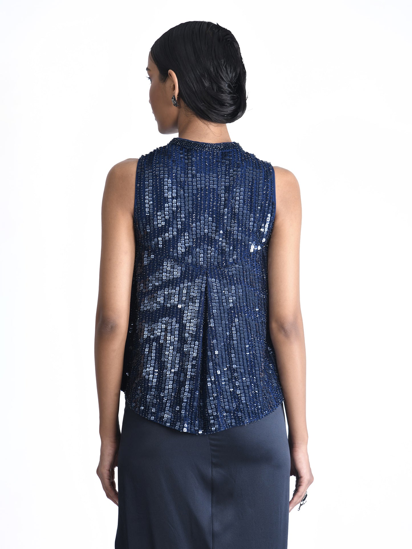 Sheeted Sleeveless Jacket