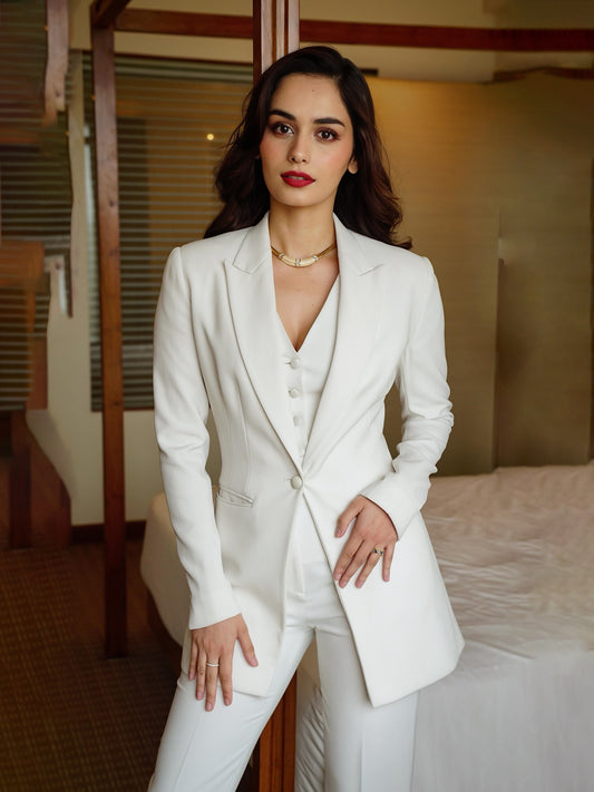 Manushi Chhillar In Elegant Power Jacket Set