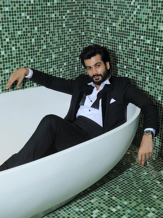 Sunny Kaushal ⢠In Plush Luxurious Jacket Set
