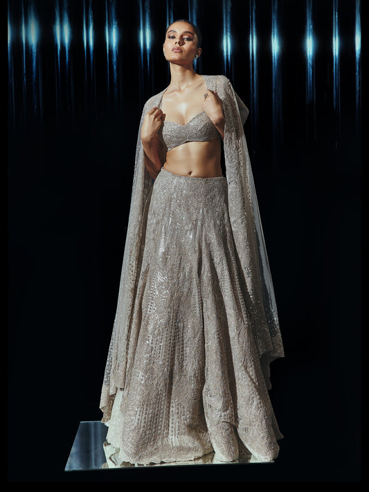 The Luna Lehnga Set