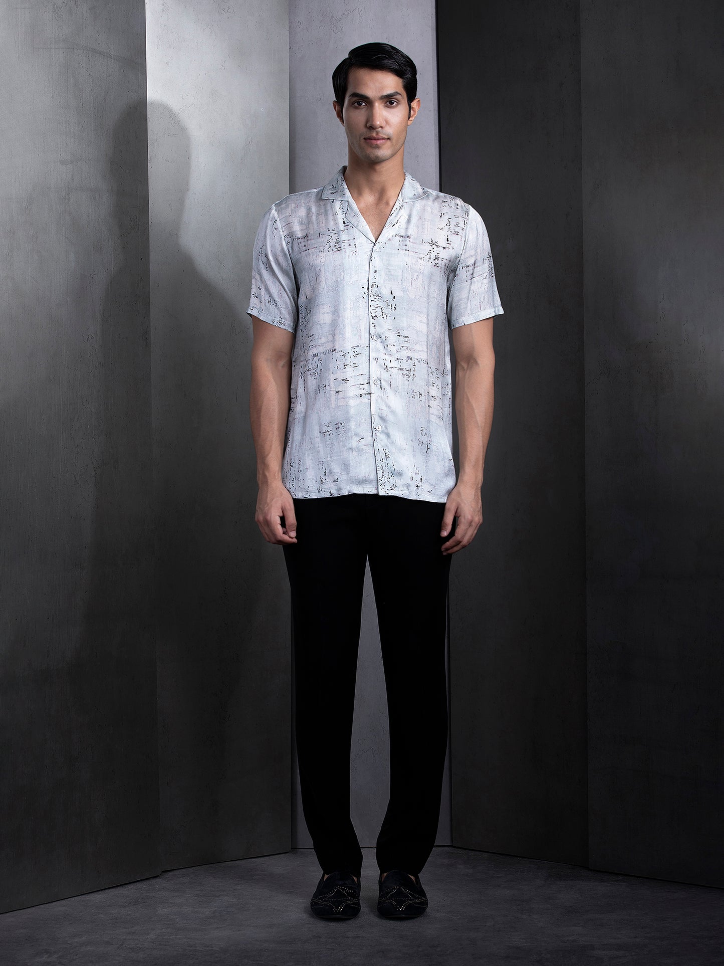Aeolian Vertical Glitch Shirt