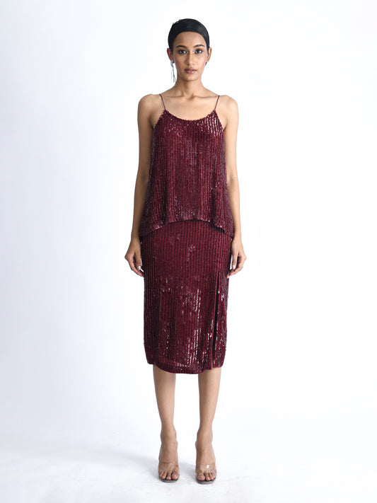 Arrow Sequins Swing Top With Slit Skirt
