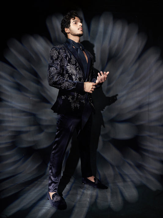Ishaan Khattar ⢠In Acrux Tuxedo Set