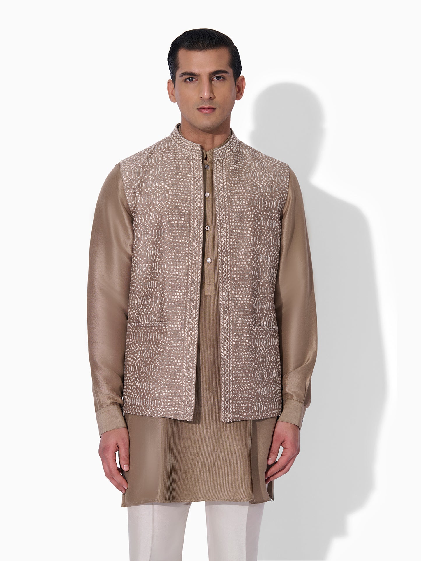 Mocha Mousse Embroidered Bundi Set