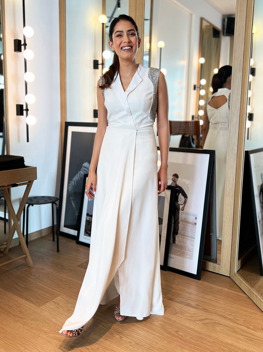 Mira Rajput In Omega White Overlap Dress