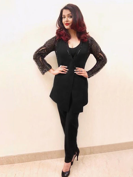 Aishwarya Rai Bachchan In Overlap Jacket