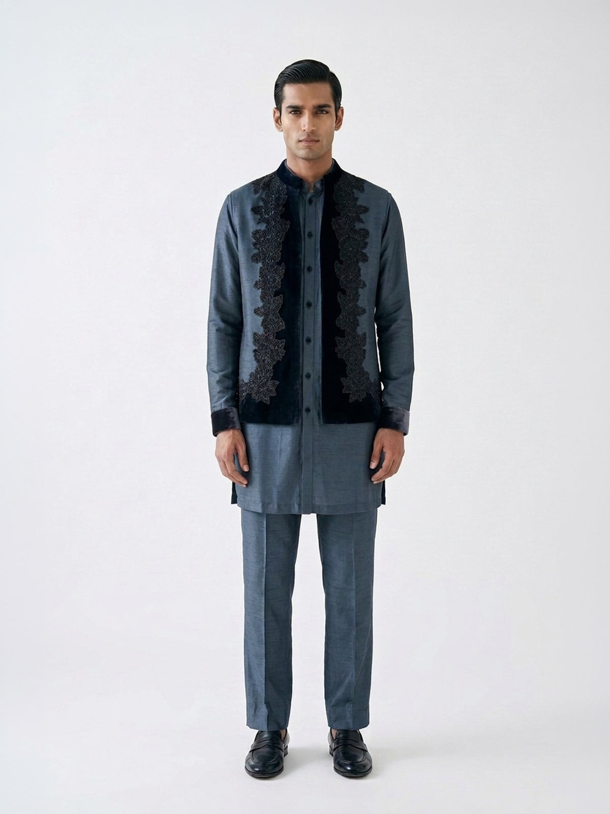 Velveteen Border Appliqué Waist Jacket Set