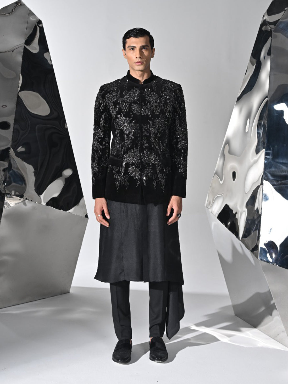 Fully Embroidered With Silk Threads Bandhgala