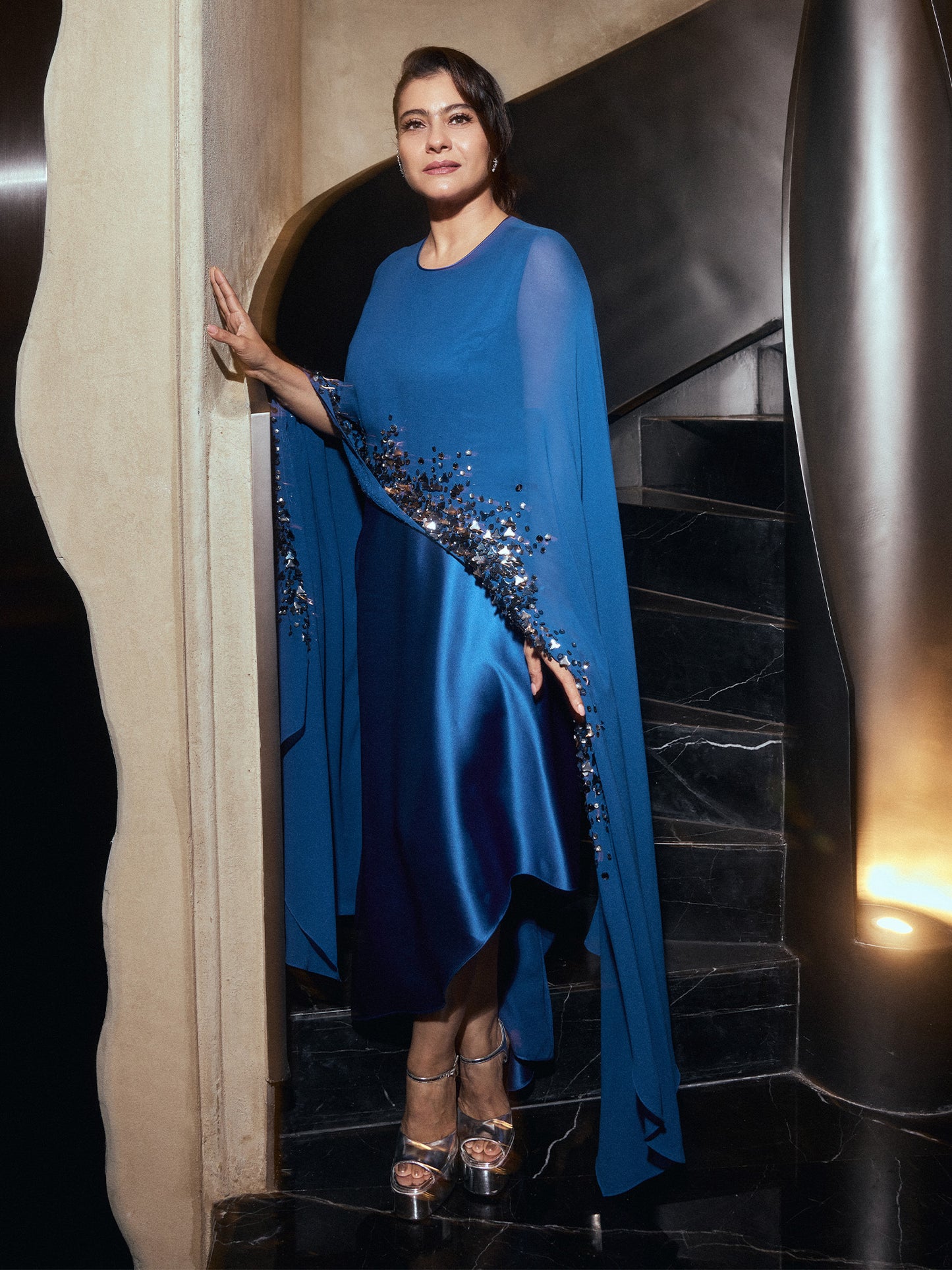 kajol blue dress Kajol stuns in a gorgeous blue dress. #Celebs #FilmfareLens