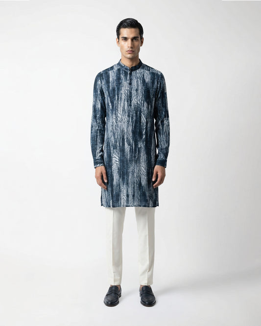 Aarvane Textured Kurta