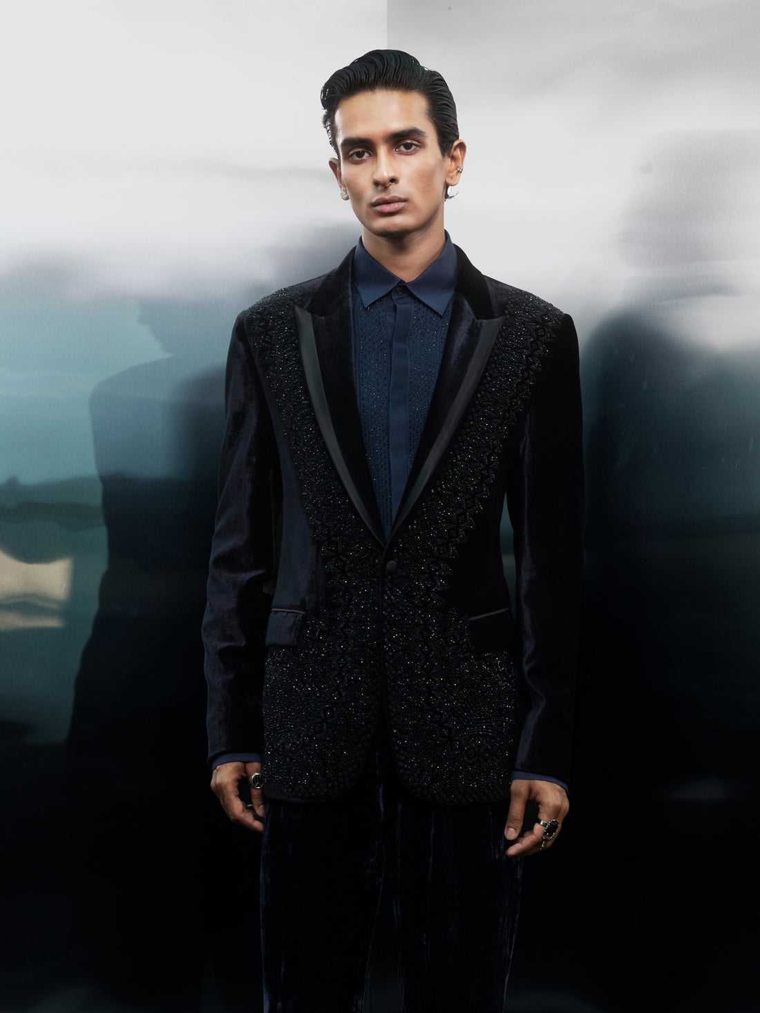 Obsidian Mirage Tuxedo