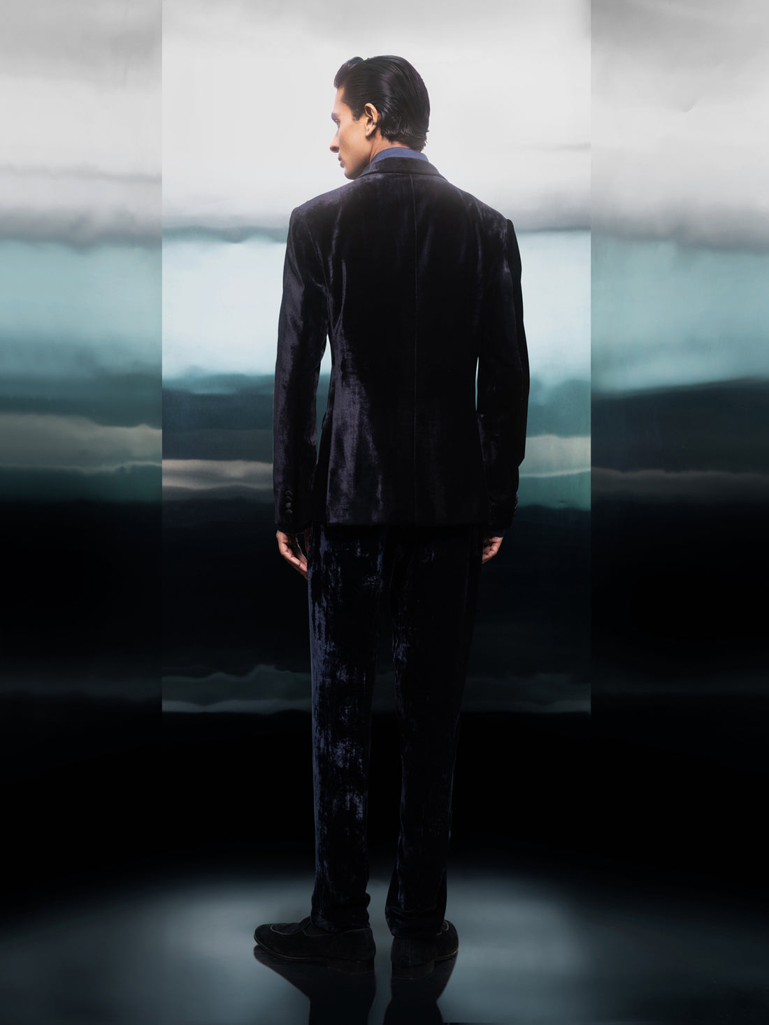 Obsidian Mirage Tuxedo