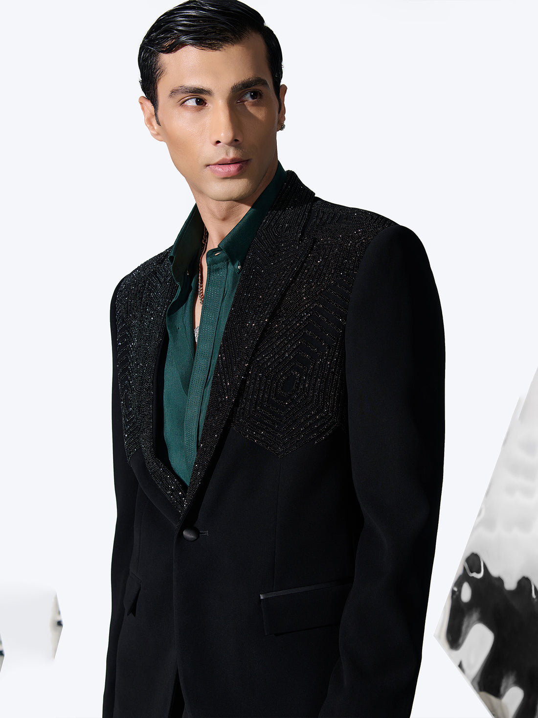 Nocturne Bloom Tuxedo