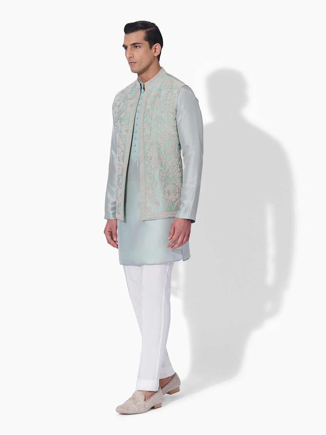 Green Lilly Embroidered Bundi Set