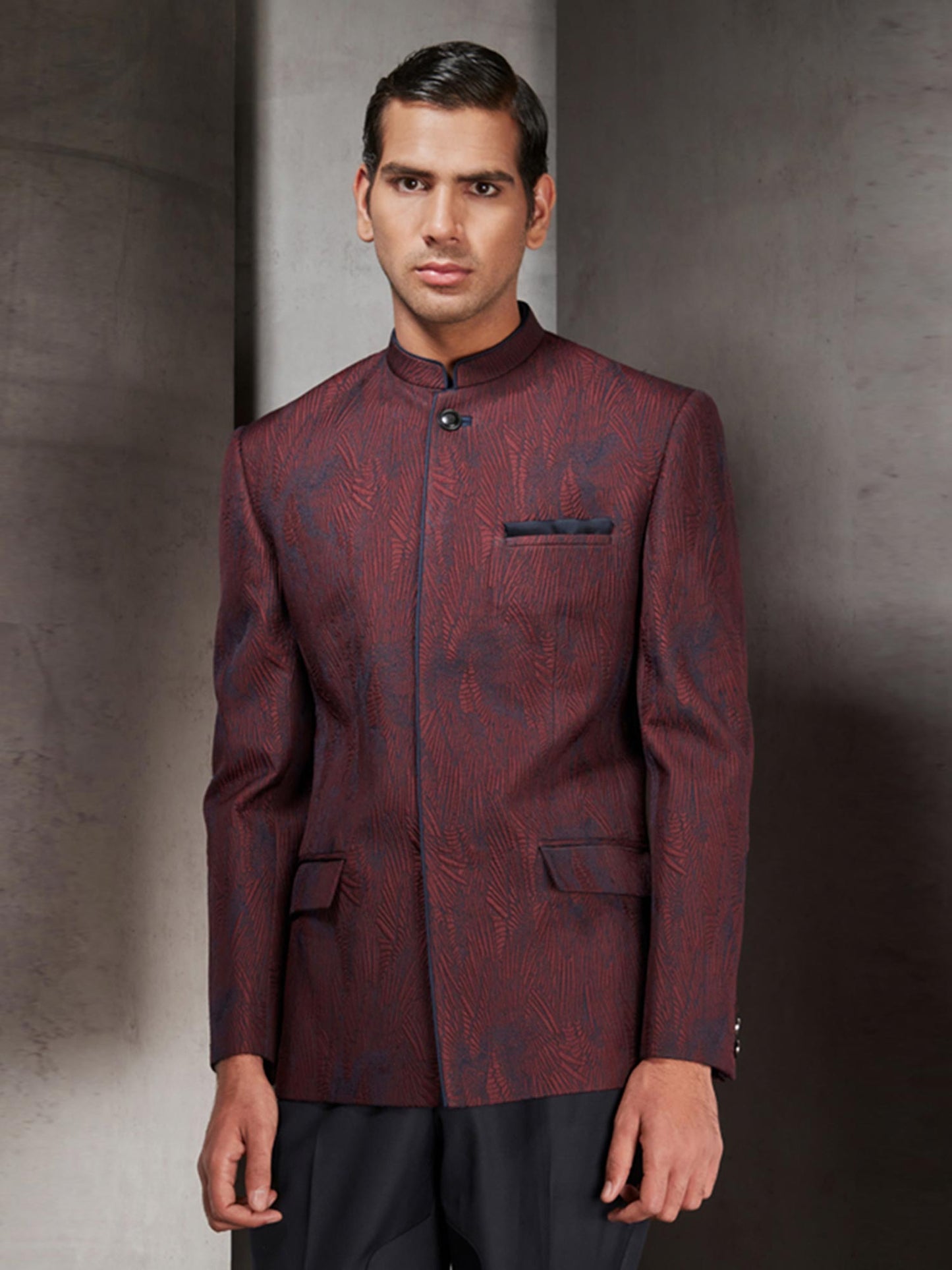 Maroon Quilted Wing Pattern Bandgala