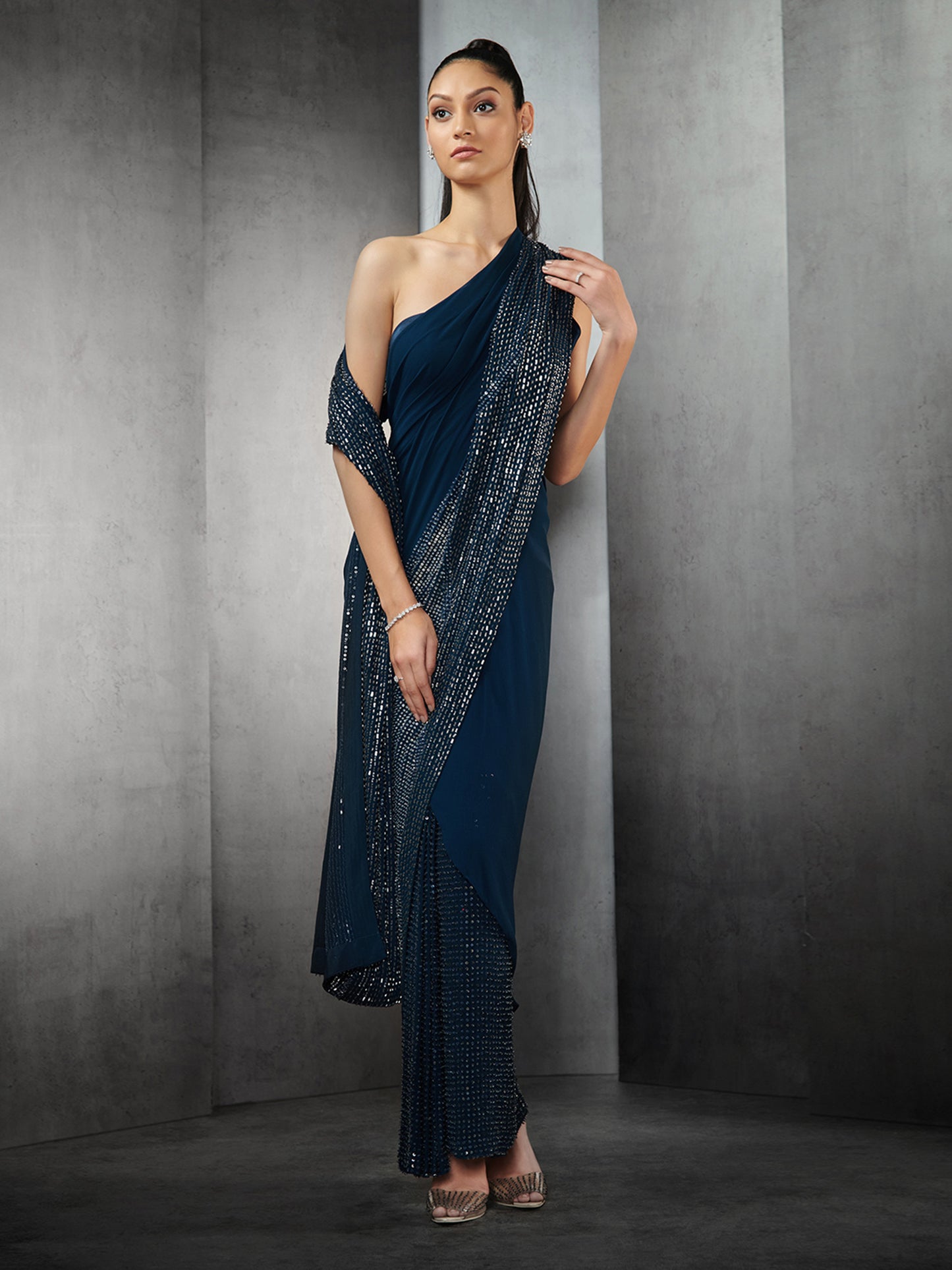 Seqeuin With Draped Saree