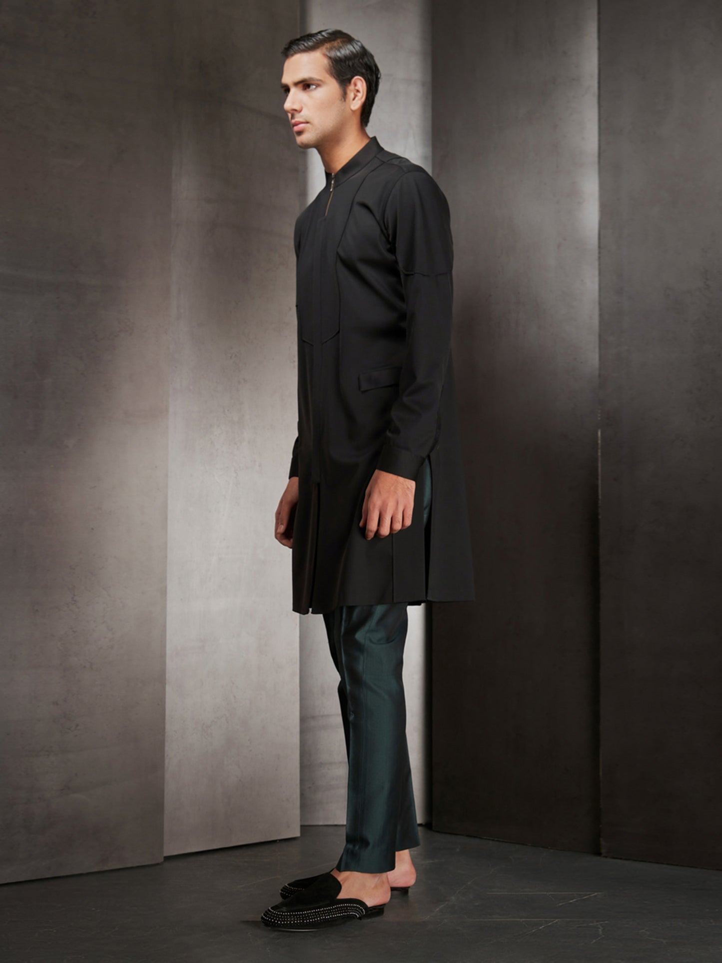 Black Zipper Style Short Kurta